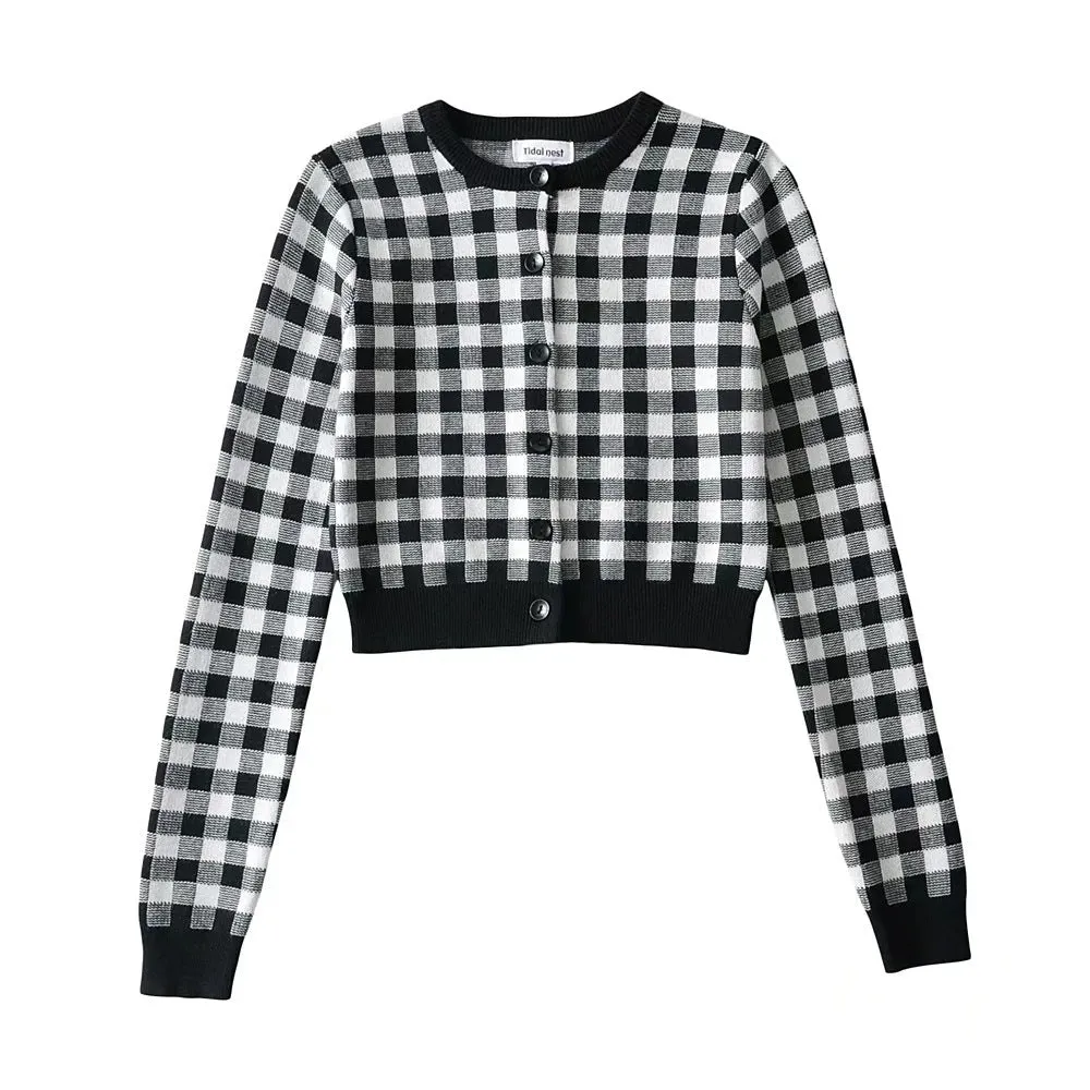 christmas outfit Sonicelife Checkered Button Front Knit Crop Cardigan