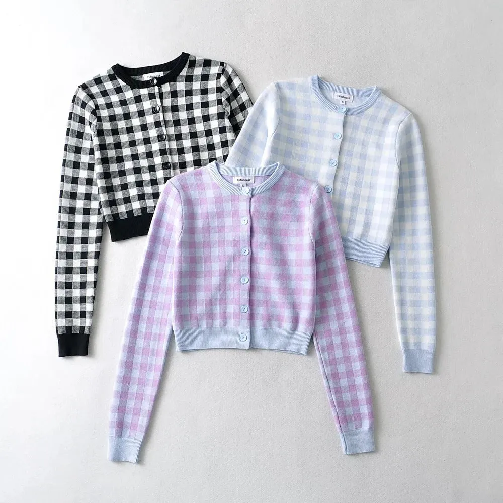 christmas outfit Sonicelife Checkered Button Front Knit Crop Cardigan