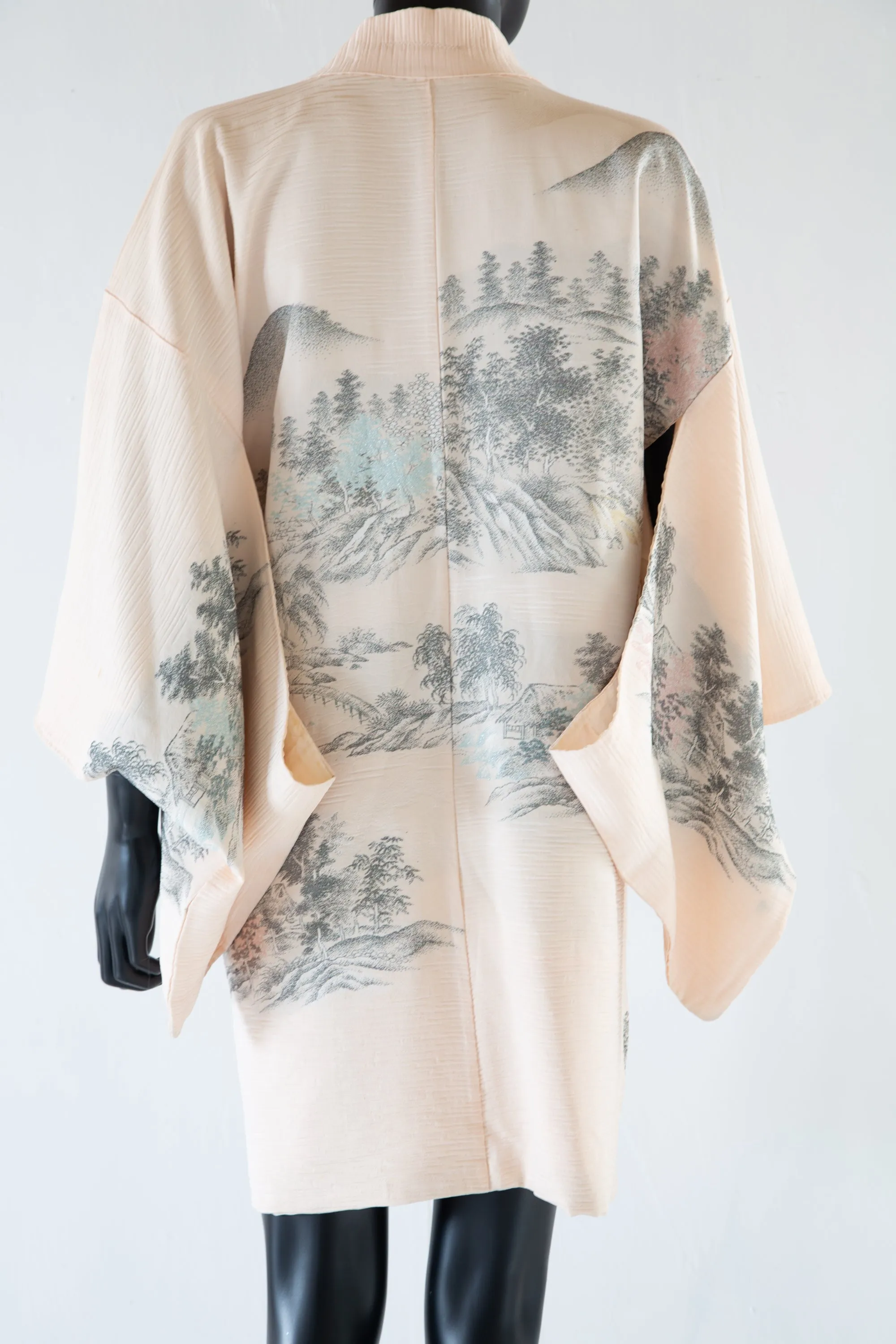 Vintage 1960s Blush Cream Silk Landscape Haori Jacket