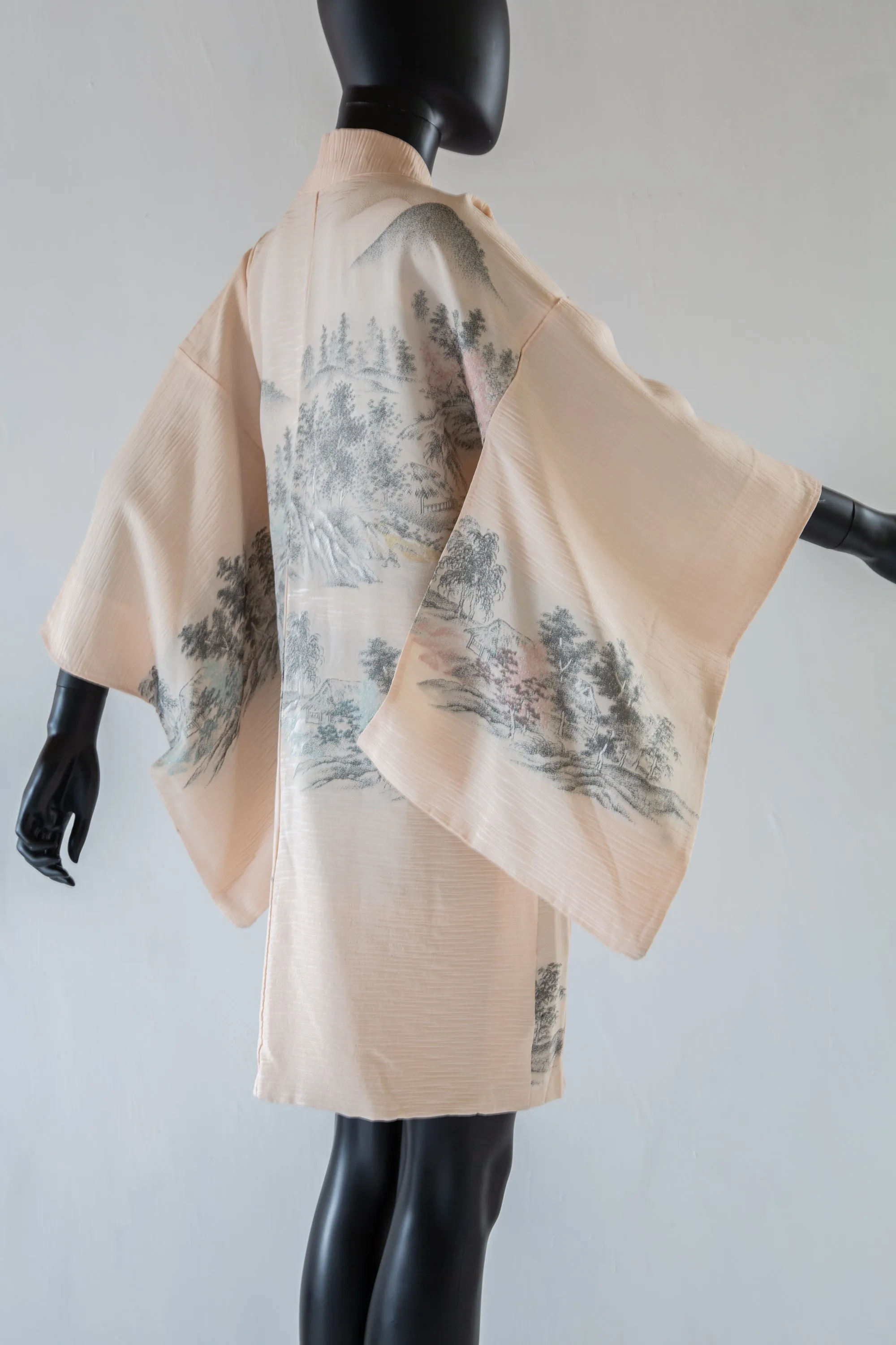 Vintage 1960s Blush Cream Silk Landscape Haori Jacket